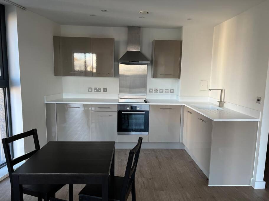 Brand New Heart Of Birmingham One Bedroom Buitenkant foto